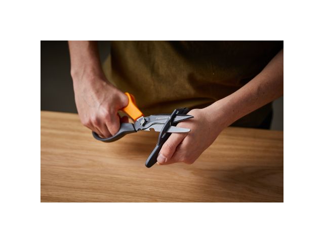 Image 13 Cuts+More Multi-tool Scissors 23cm