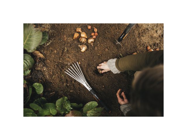 Image 4 Xact Hand rake