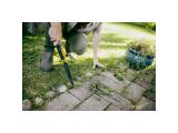 Watch image 6 Fiskars OneClick Weed Extractor