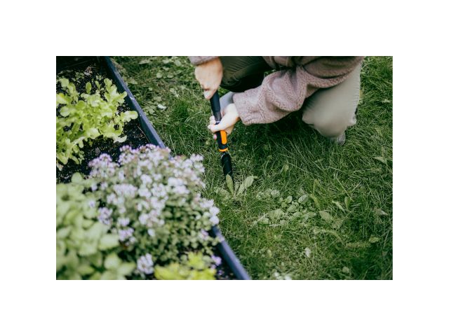 Image 5 Fiskars OneClick Weed Extractor