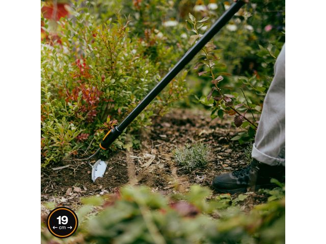 Image 5 Fiskars OneClick Hoe