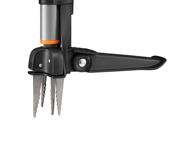 Image 3 Fiskars Ergonomic Weed Puller