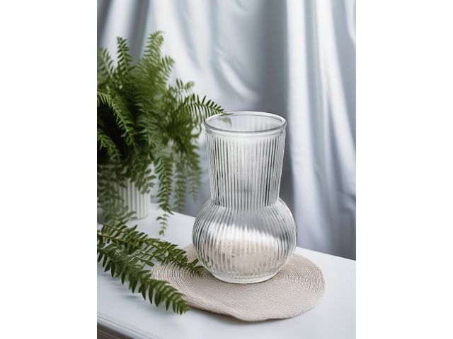 Image 4 Flower vase, glass, 19x11,5 cm., series Floral, PERFECTO LINEA