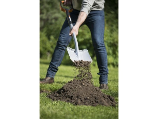 Image 11 Xact Pointed Spade